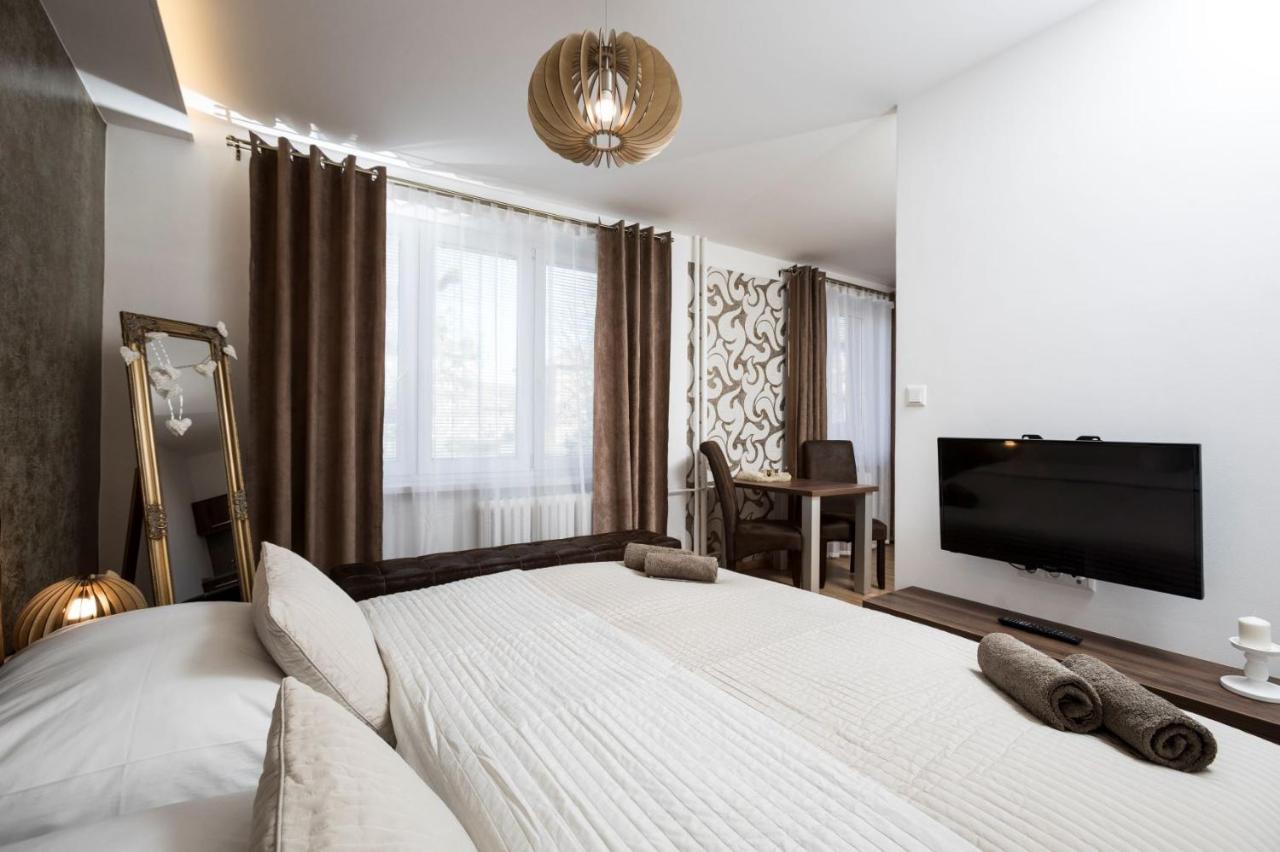 Sting Apartmany Trinec Dış mekan fotoğraf