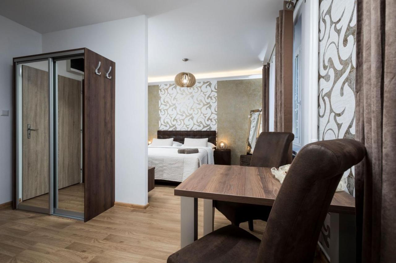 Sting Apartmany Trinec Dış mekan fotoğraf