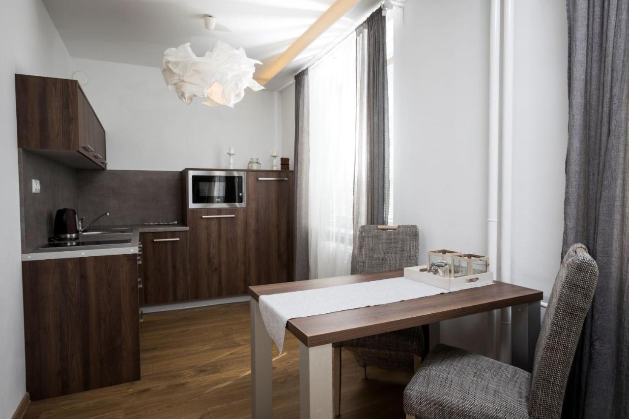 Sting Apartmany Trinec Dış mekan fotoğraf